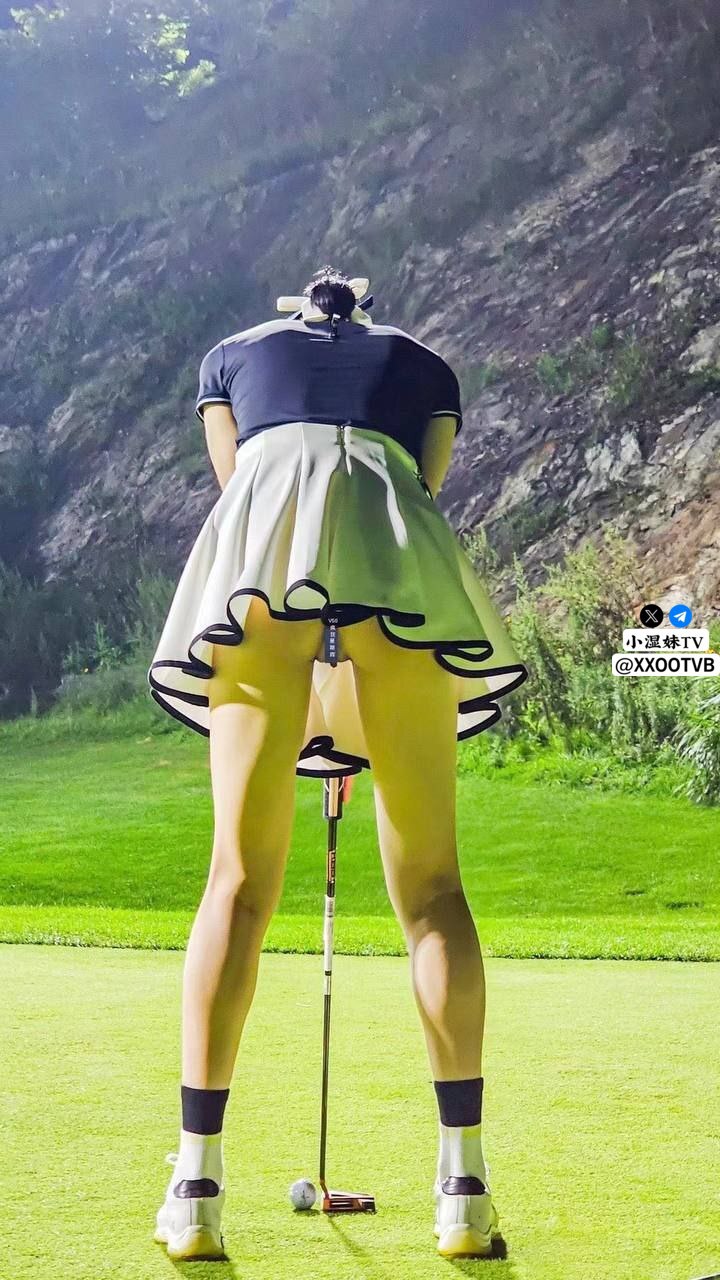 阿克塞钦骚老婆第二次3p绿帽视角